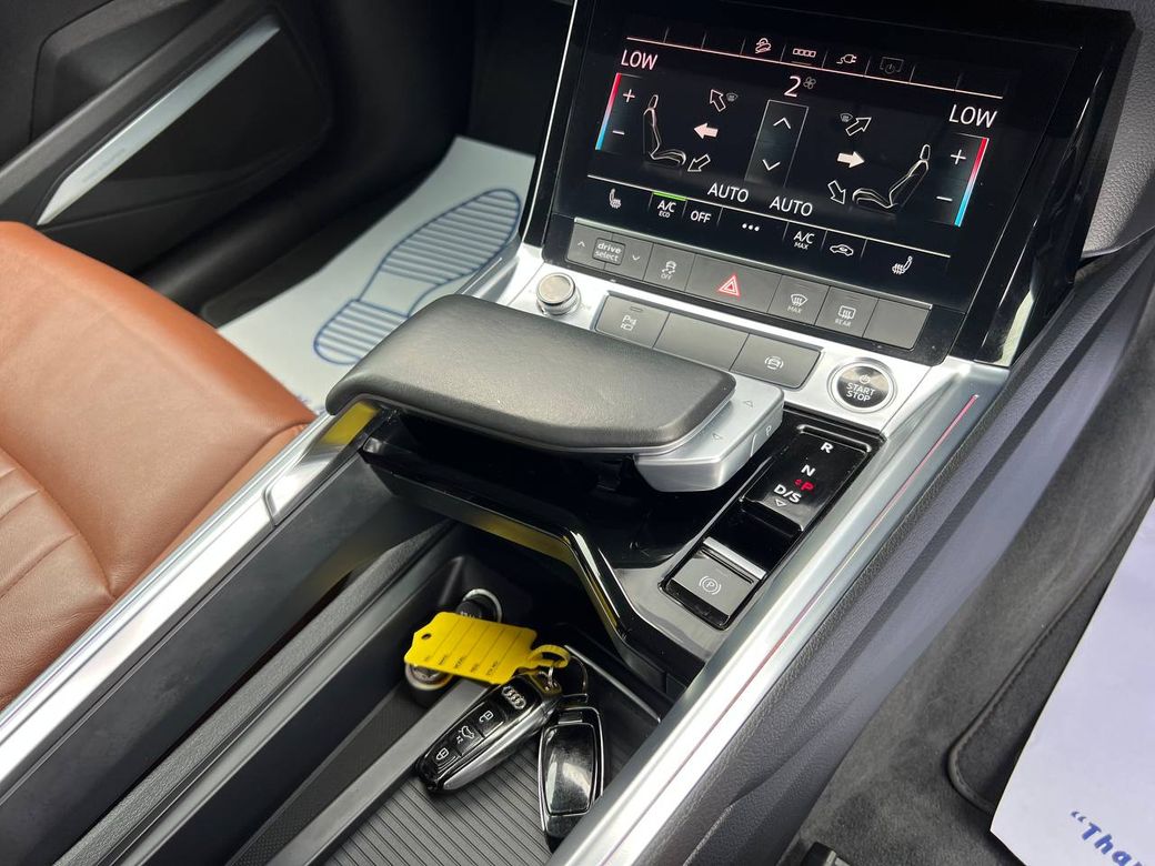 2022 Audi e-tron