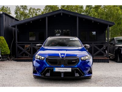 2025 BMW M5