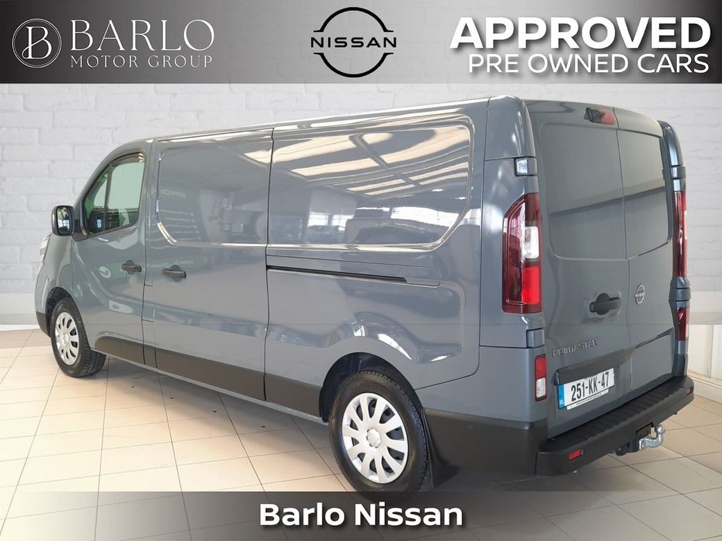 2025 Nissan Primastar