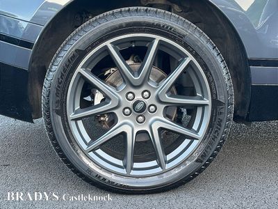 2025 Land Rover Range Rover Velar