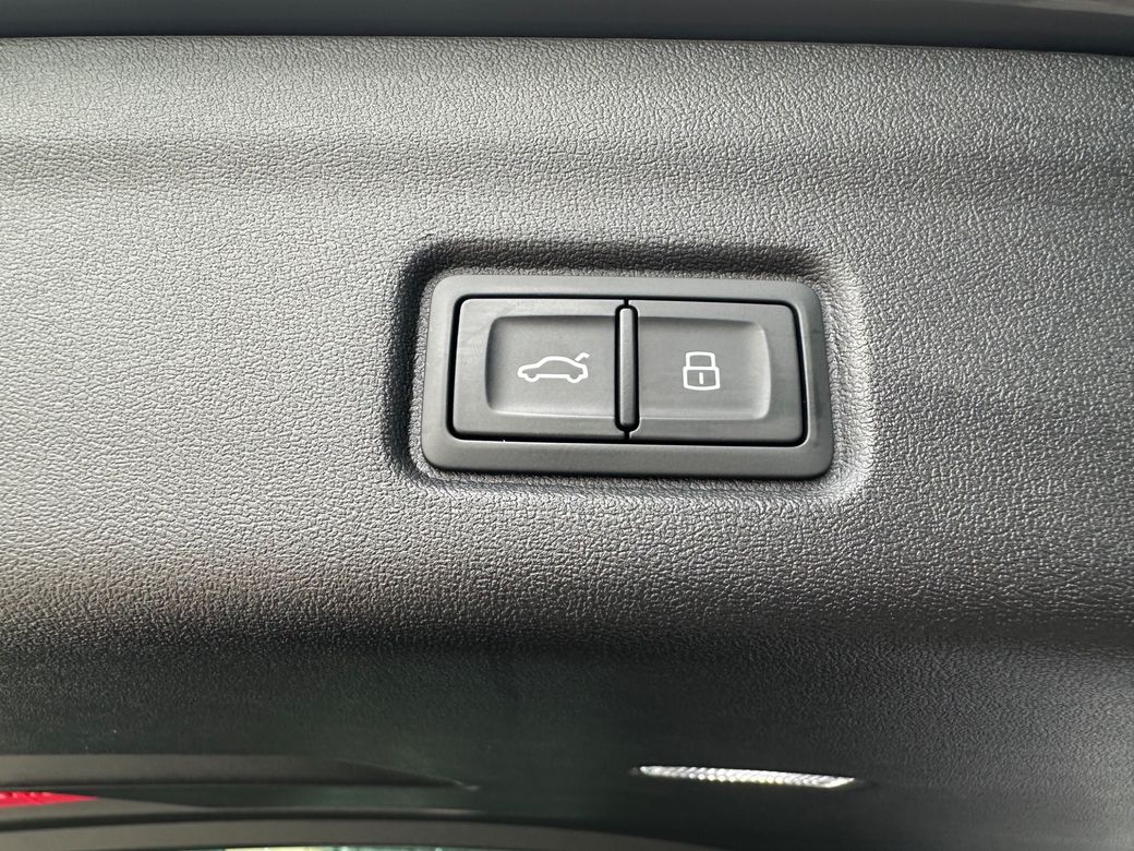 2026 Audi Q6 e-tron