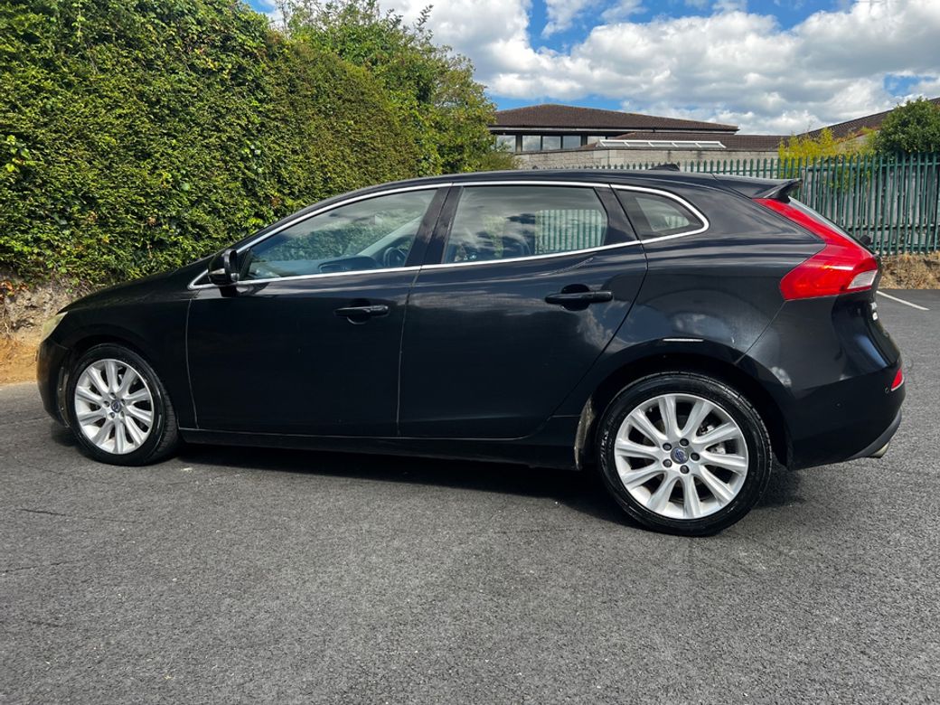 2015 Volvo V40