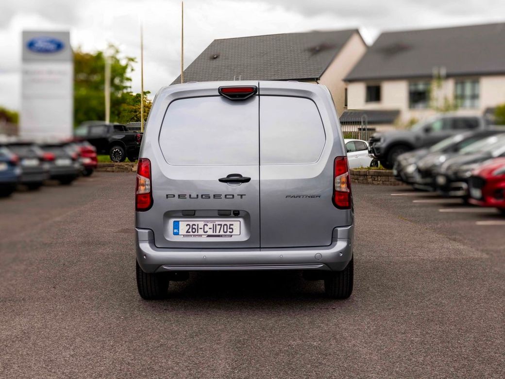 2026 Peugeot Partner
