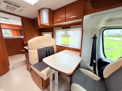 2017 MOBILVETTA  MILLER NEVADA DOGLINER T 730 L.H.D AUTOMATIC 