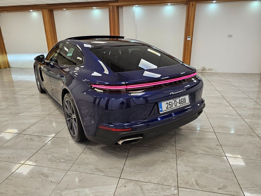 2025 Porsche Panamera