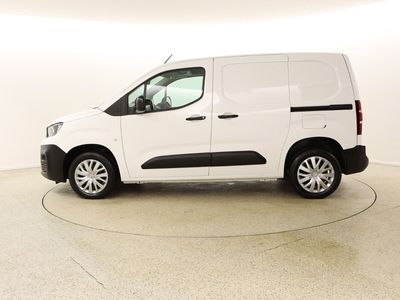 2022 Peugeot Partner