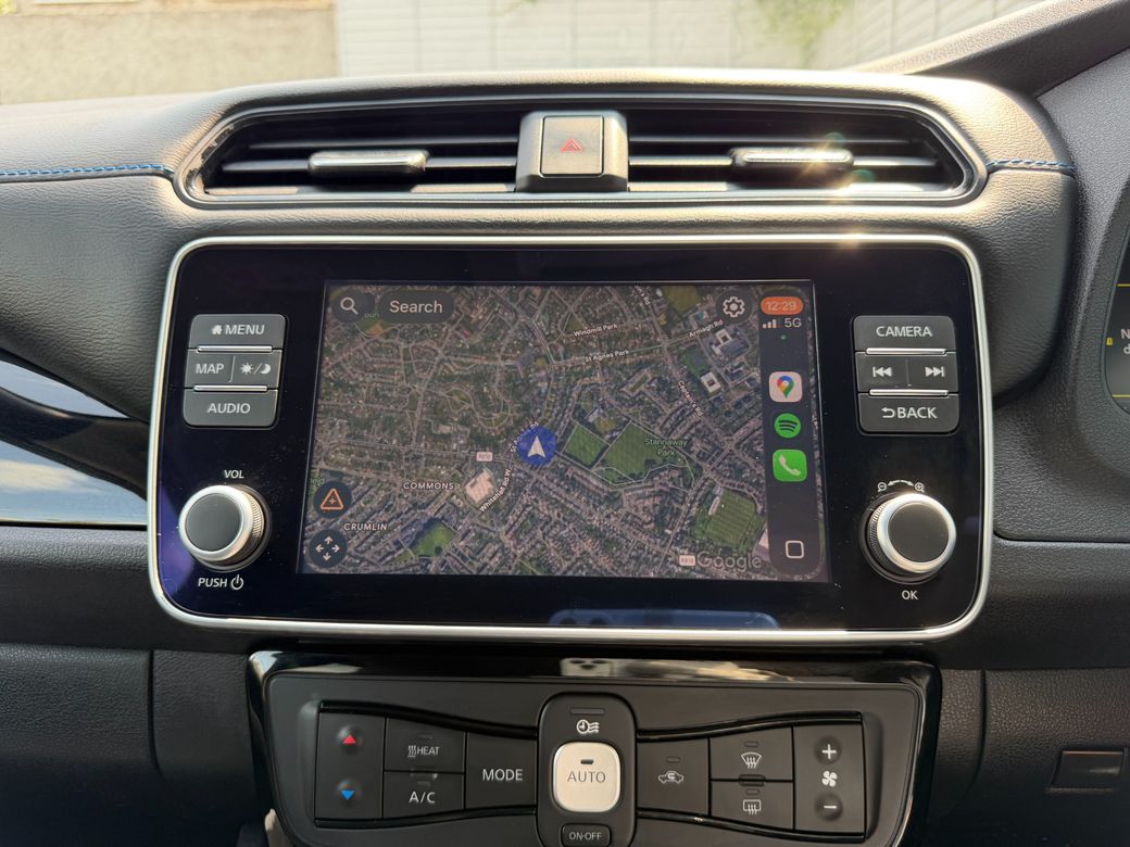 2024 Nissan Leaf