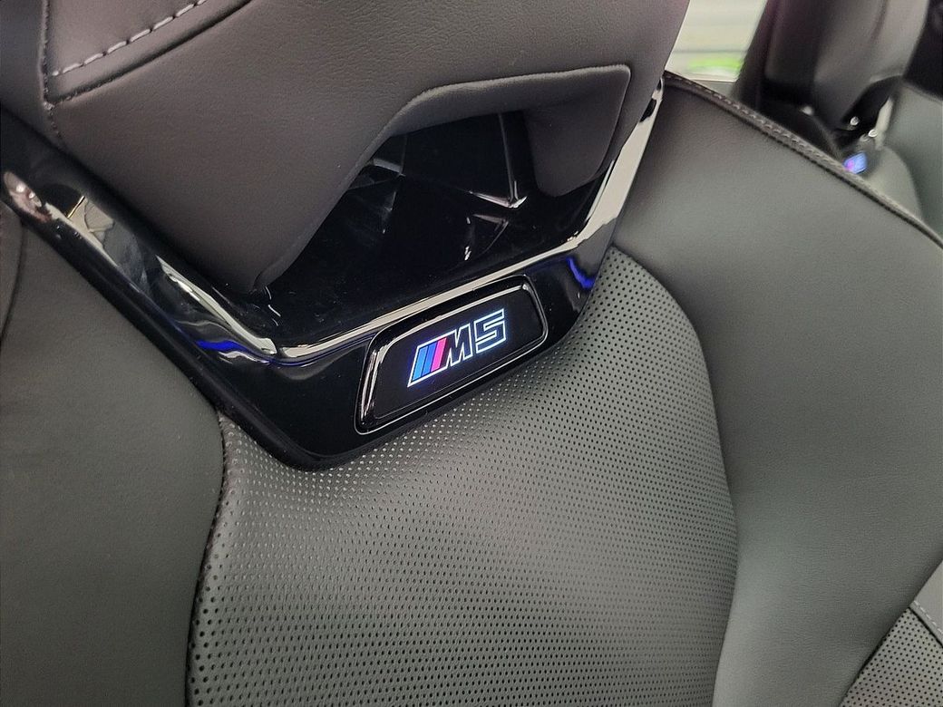 2026 BMW M5