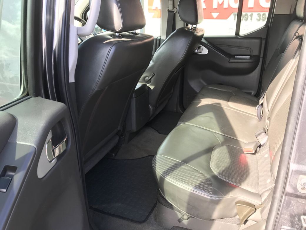 2015 Nissan Navara