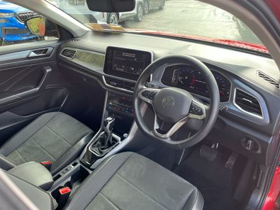 2025 Volkswagen T-Roc