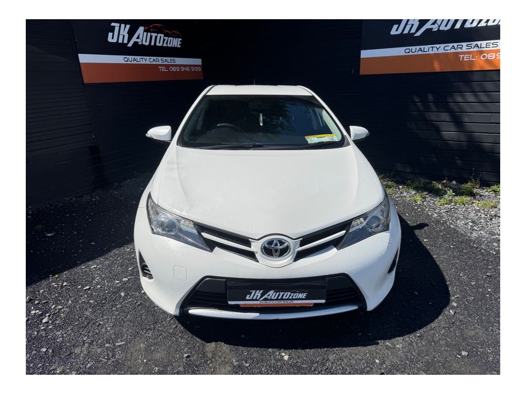 2015 Toyota Auris