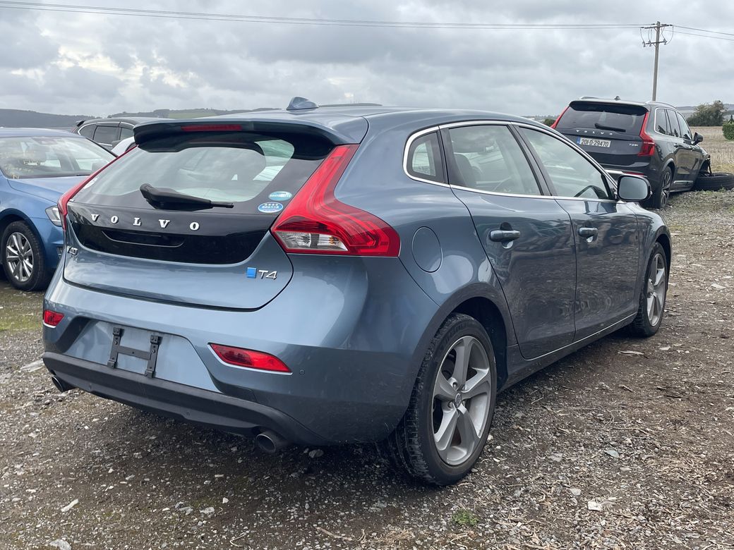 2013 Volvo V40