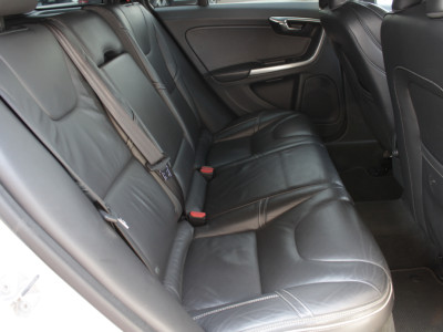 2016 Volvo V60