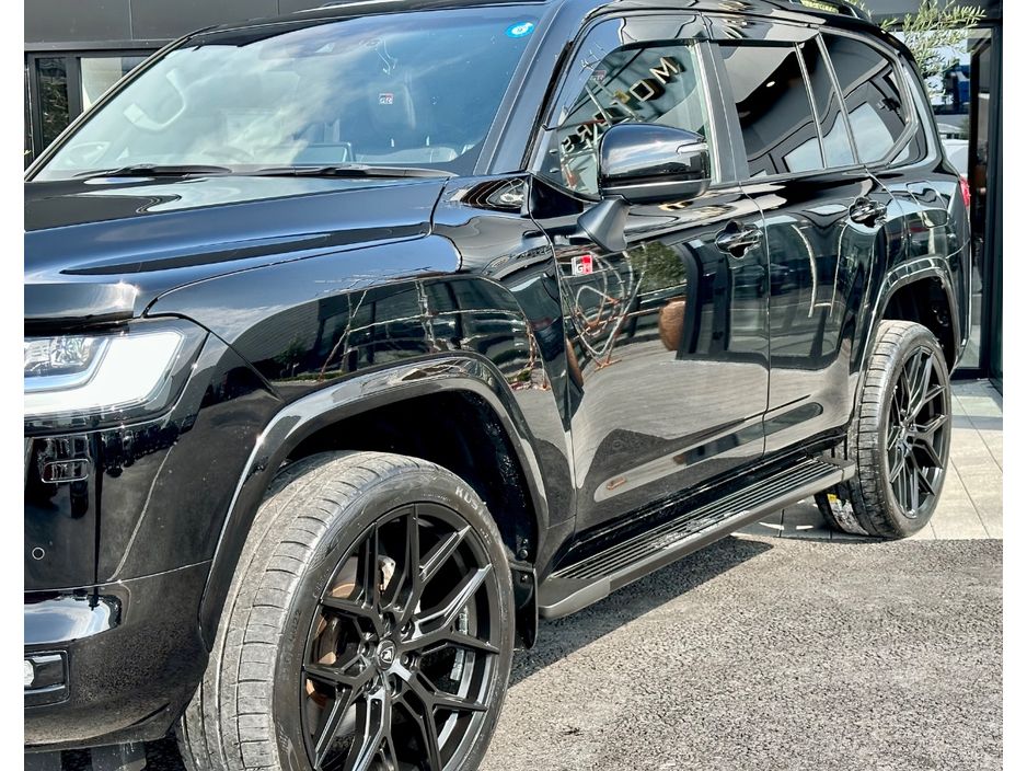 2024 Toyota Landcruiser