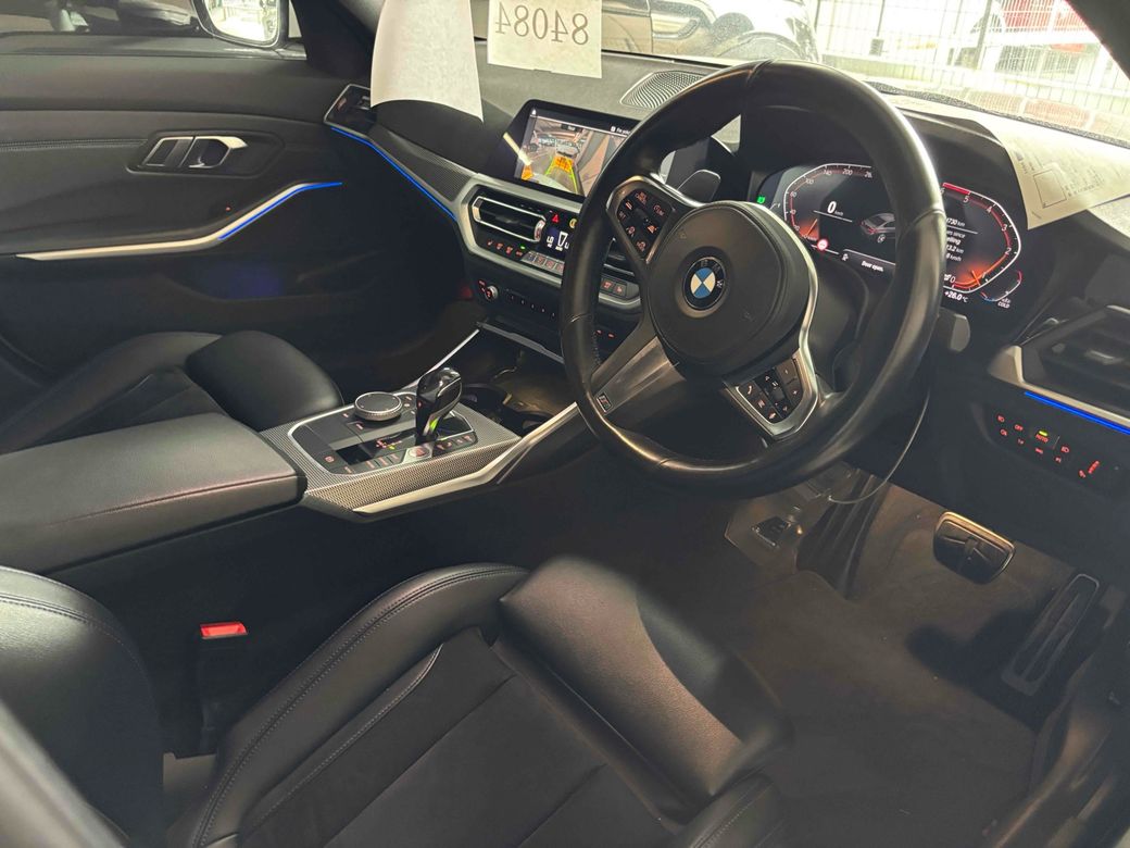 2019 BMW 320
