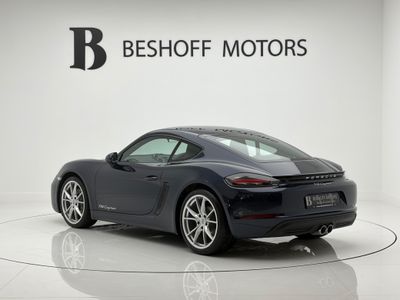 2022 Porsche Cayman