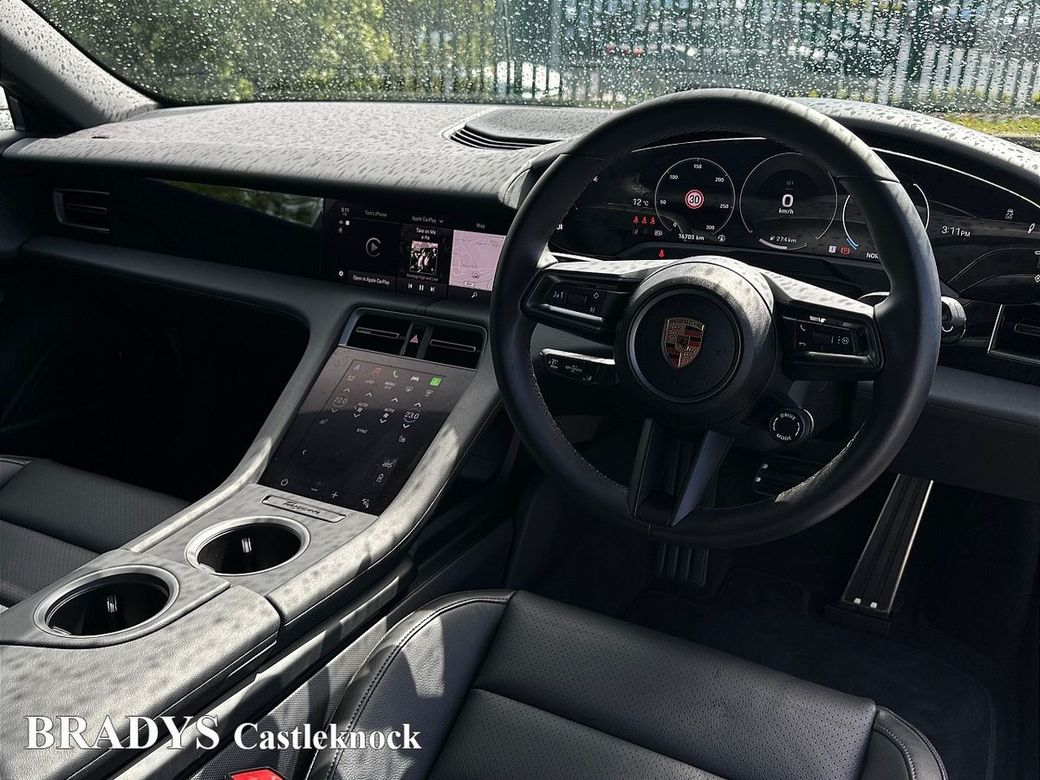 2025 Porsche Taycan