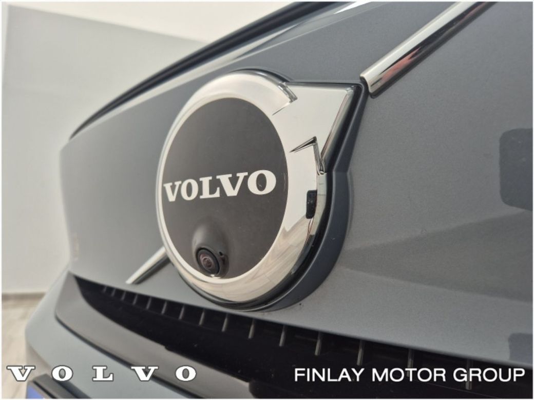 2023 Volvo C40