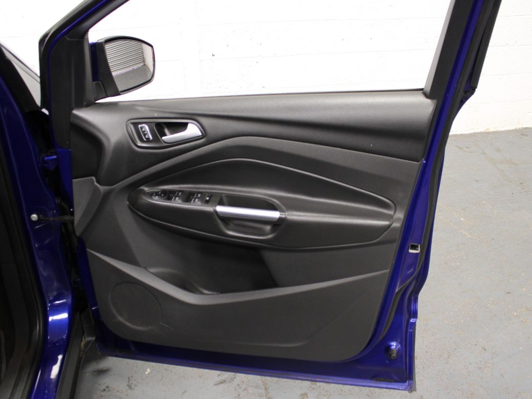 2015 Ford Kuga