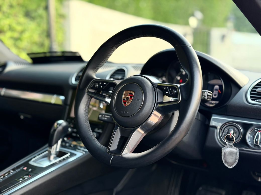 2023 Porsche 718 Cayman