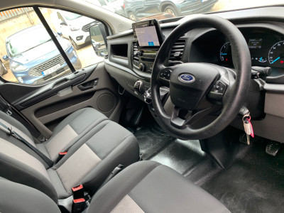 2023 Ford Transit Custom