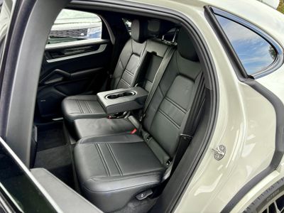 2025 Porsche Cayenne