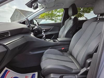 2022 Peugeot 5008