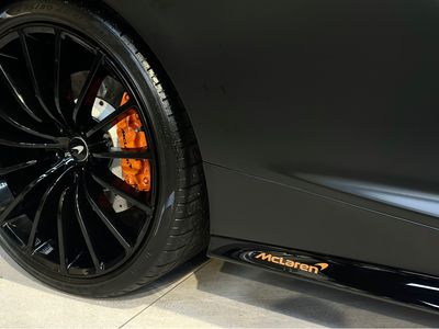 2020 McLaren GT