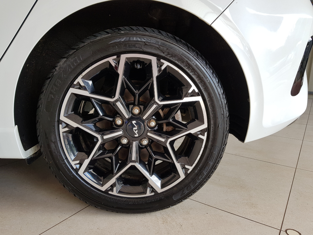 2023 Kia Ceed