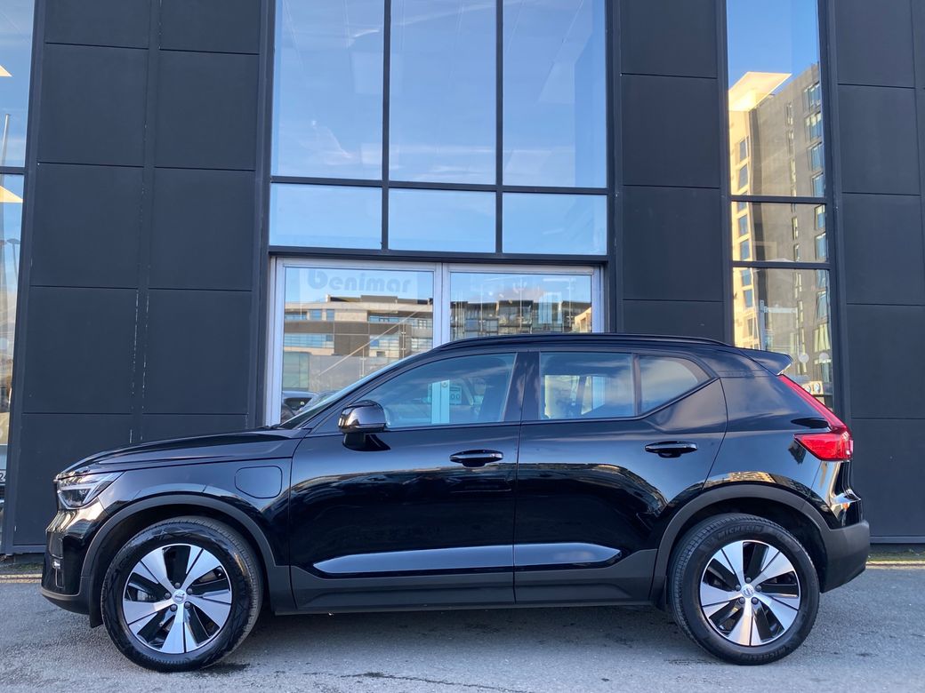 2022 Volvo XC40