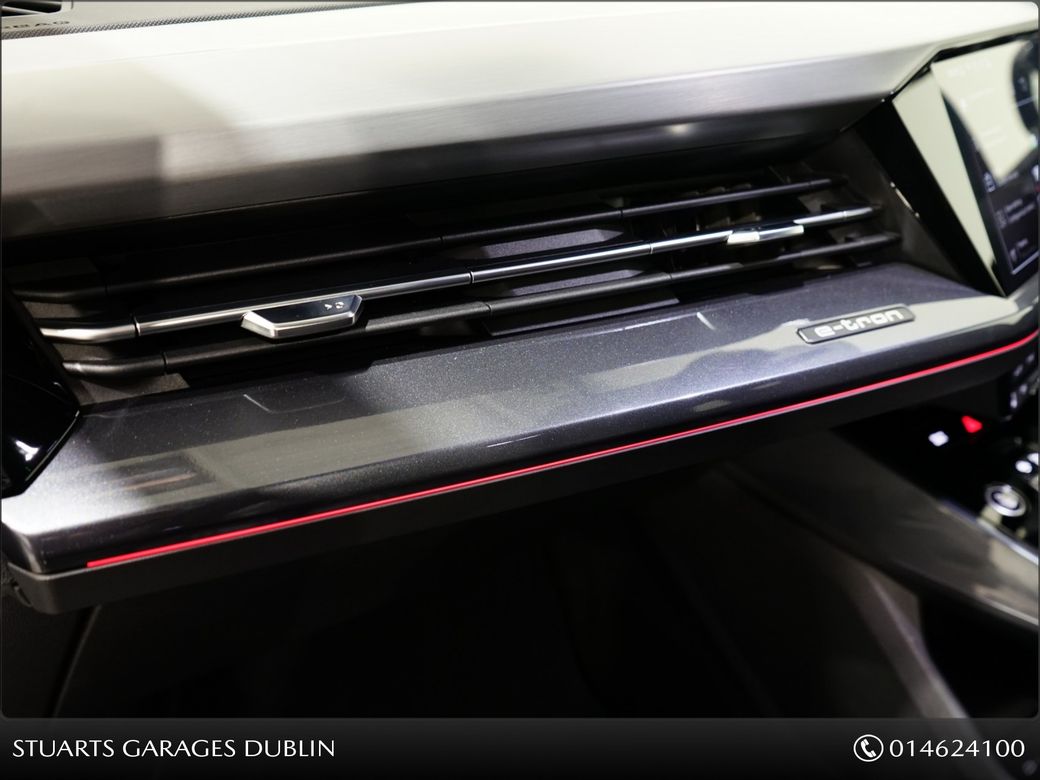 2025 Audi Q4