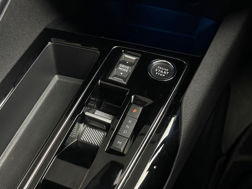 2023 Peugeot 5008