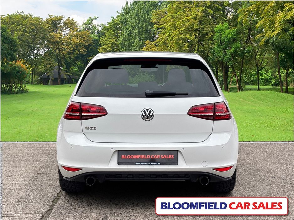 2015 Volkswagen Golf