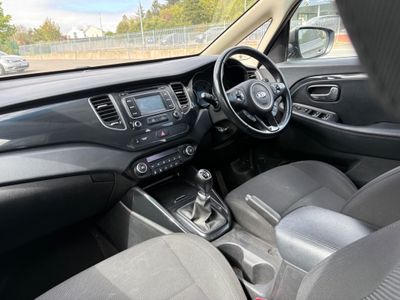 2016 Kia Carens