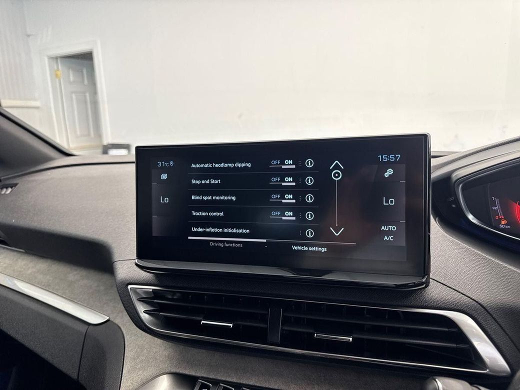 2024 Peugeot 5008