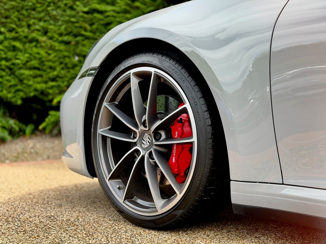 2020 Porsche 911