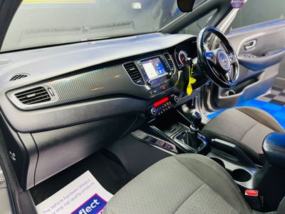 2018 Kia Carens