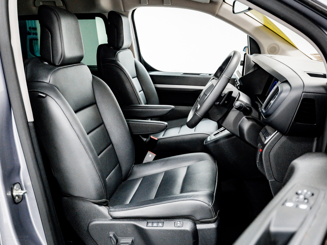 2025 Peugeot Traveller