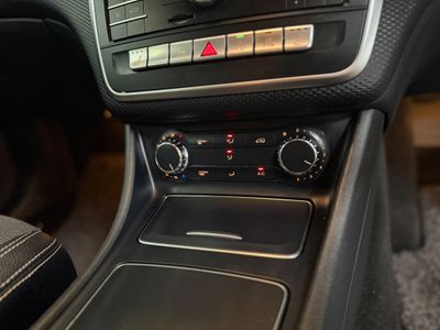 2016 Mercedes-Benz A 180