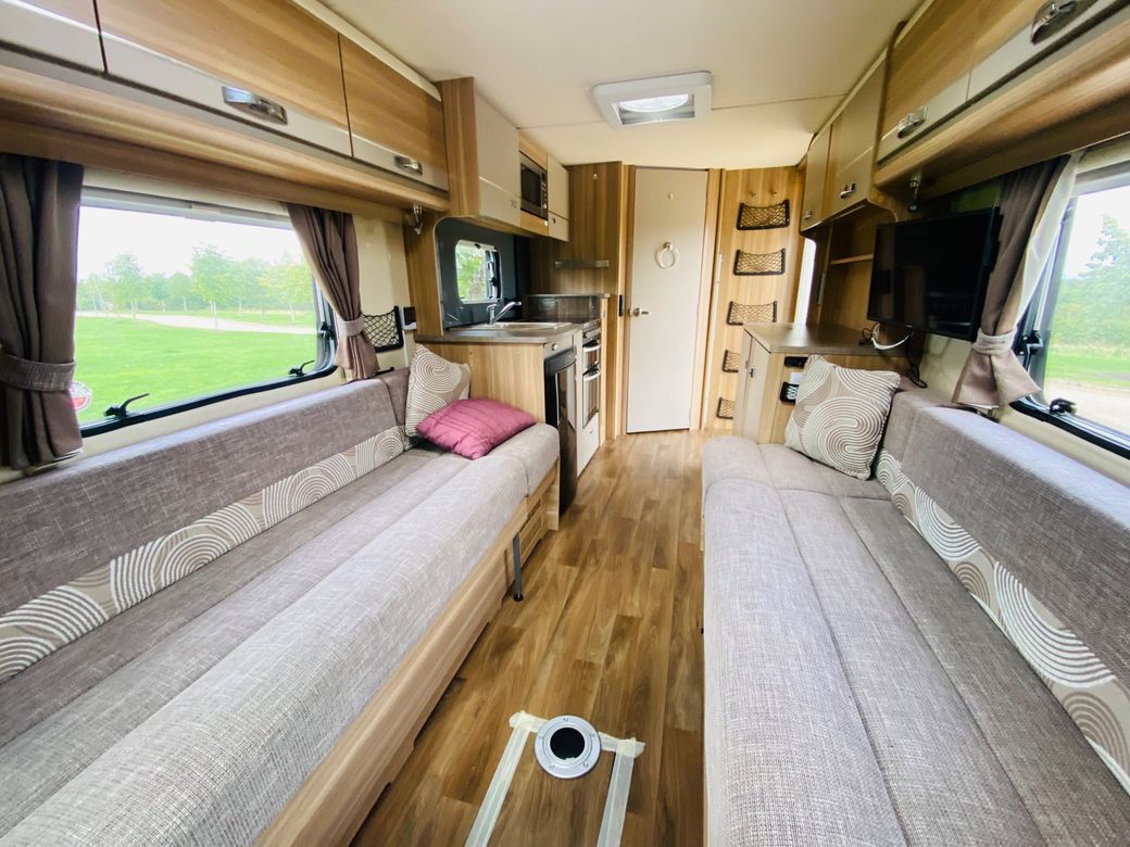 2013 BESSACARR 442 LOW PROFILE R.H.D