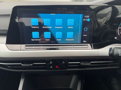 2024 Volkswagen Golf