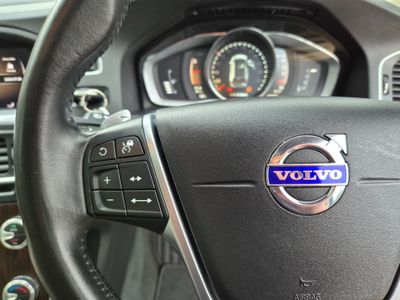 2017 Volvo V60 Cross Country