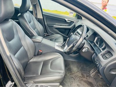 2015 Volvo V60