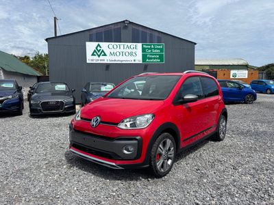 2017 Volkswagen up!