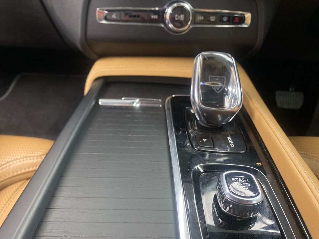 2022 Volvo XC90