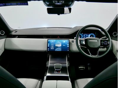 2025 Land Rover Range Rover Evoque