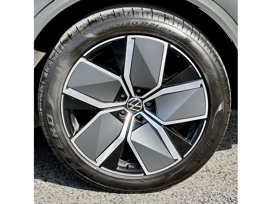 2025 Volkswagen Touareg