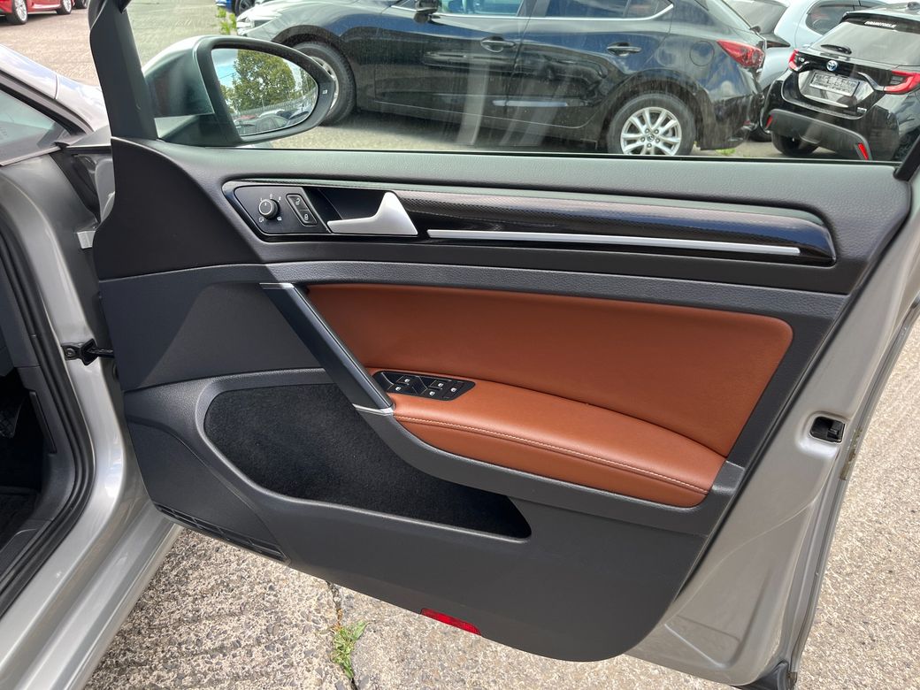 2017 Volkswagen Golf