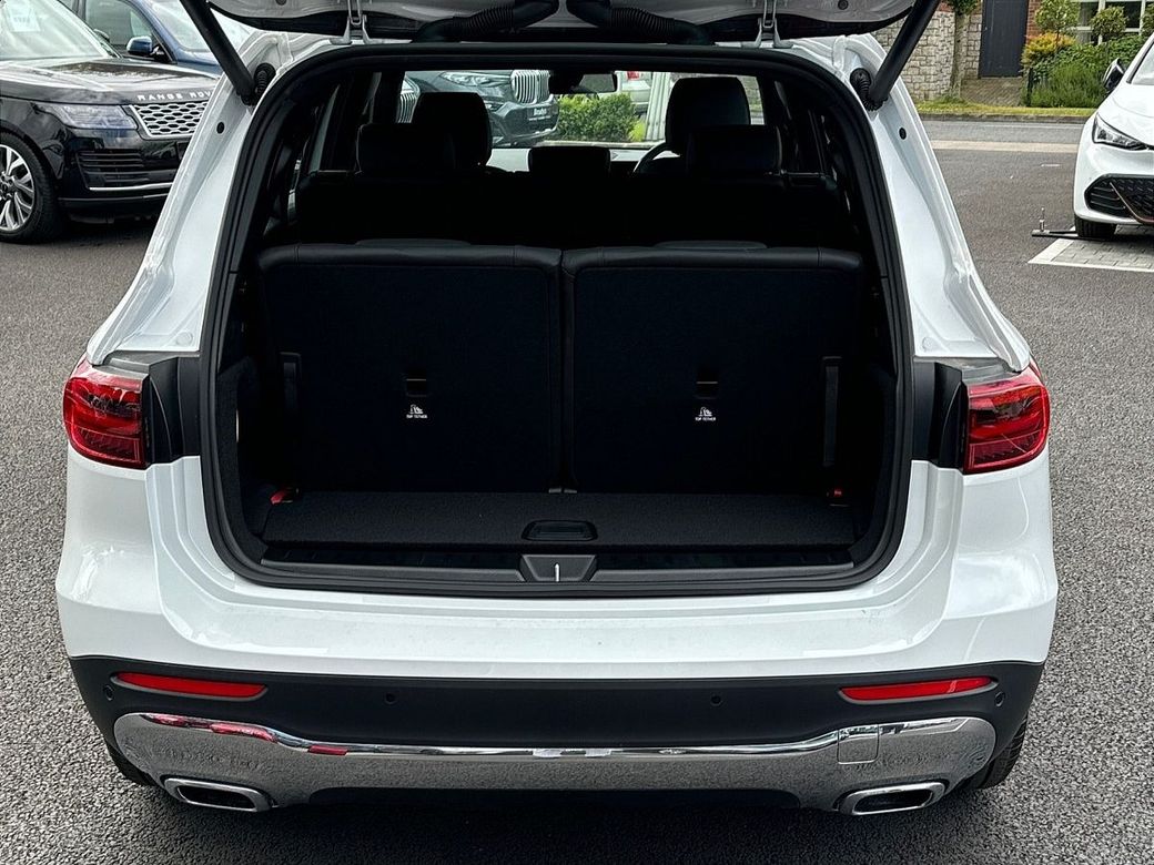 2025 Mercedes-Benz GLB Class