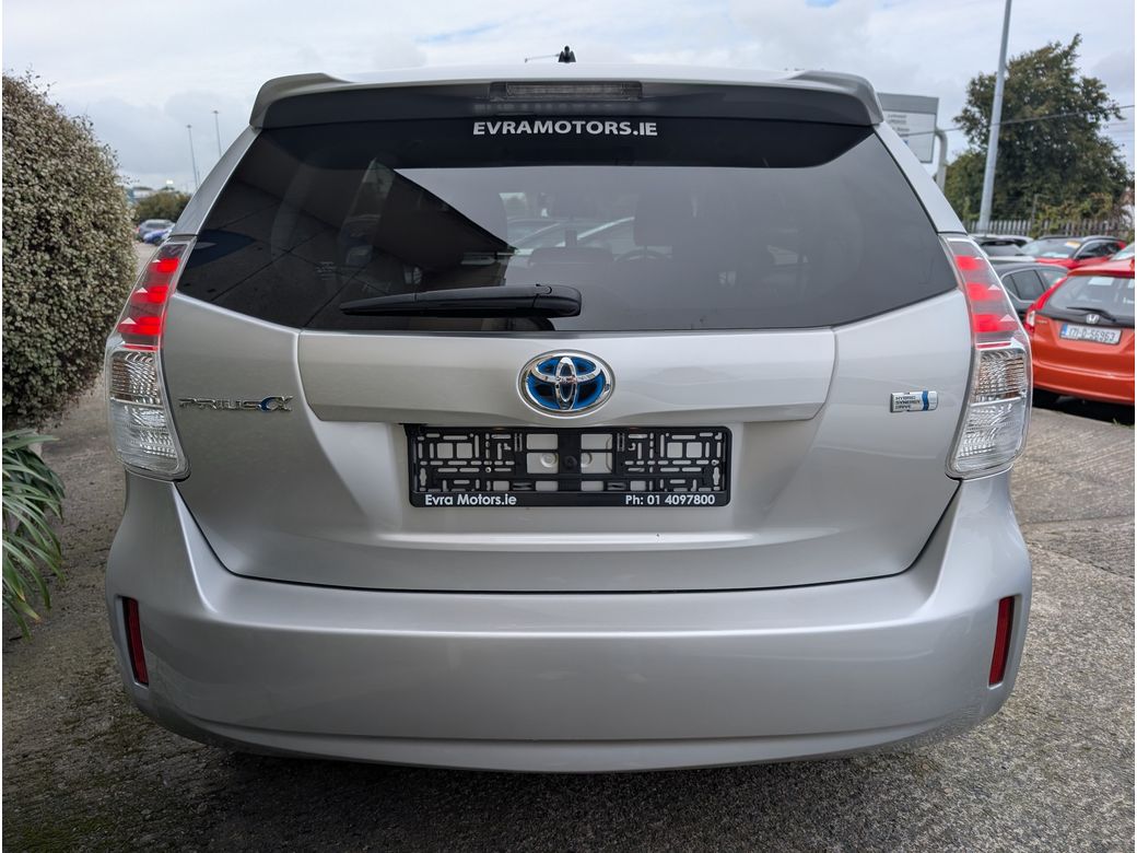 2019 Toyota Prius Alpha